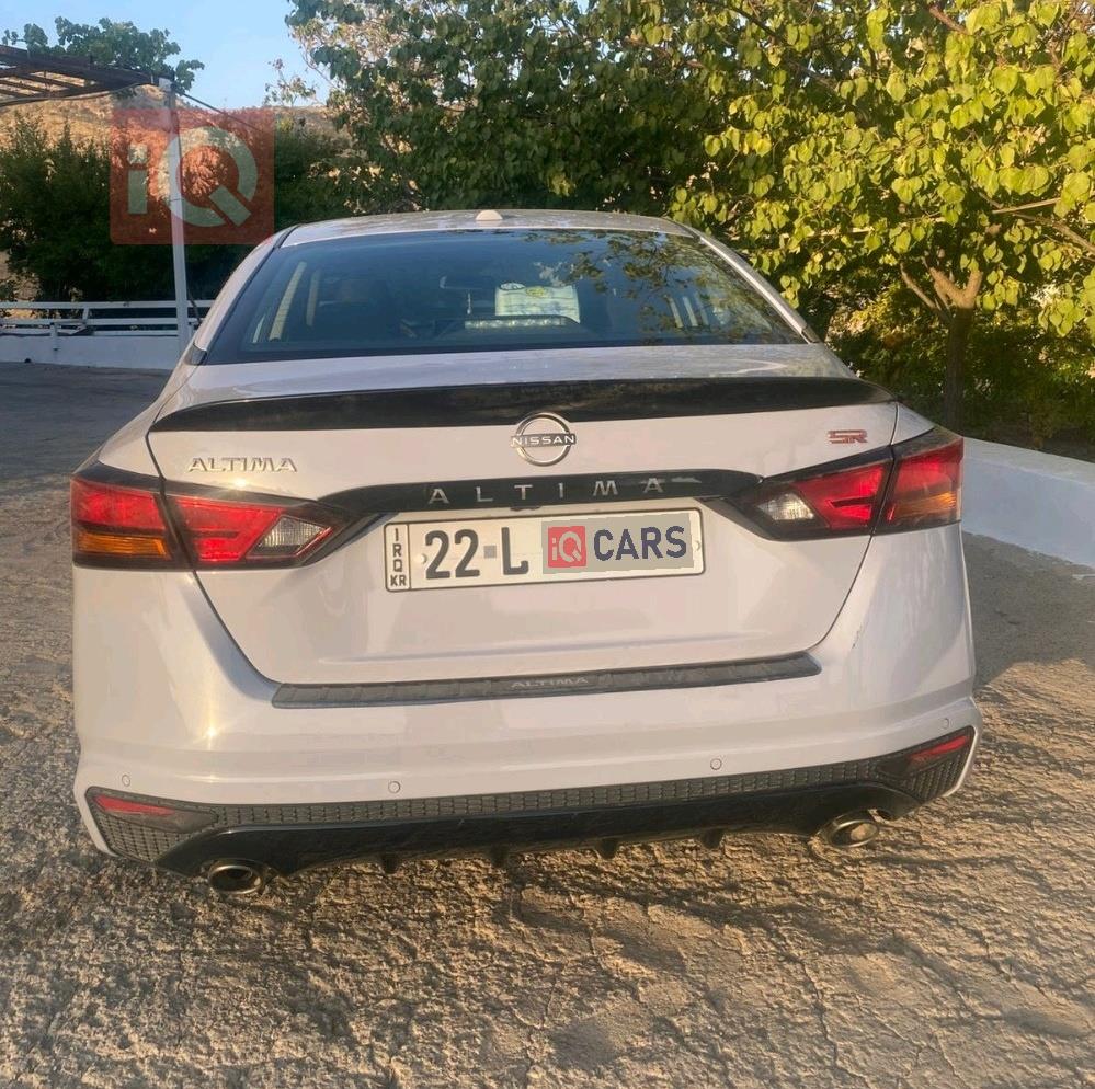 نیسان ئەلتیما